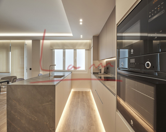 Calle de Palafox, Chamberi, Madrid 28010, 2 Habitaciones Habitaciones,2 BathroomsBathrooms,Piso,Venta,2,1087