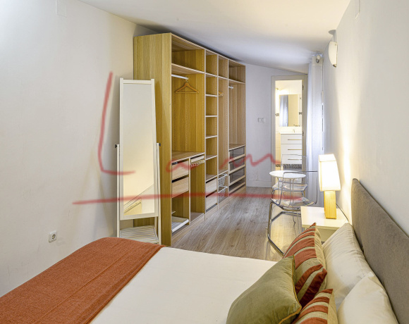 Calle Isabel la Católica, Centro, Madrid 28013, 3 Habitaciones Habitaciones,2 BathroomsBathrooms,Piso,Venta,5,1091