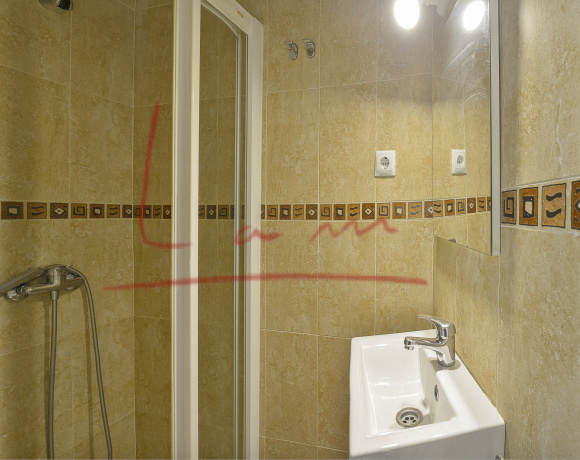 Calle Isabel la Católica, Centro, Madrid 28013, 3 Habitaciones Habitaciones,2 BathroomsBathrooms,Piso,Venta,5,1091