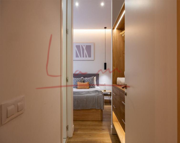 Calle Leon 17, Centro, Madrid 28014, 3 Habitaciones Habitaciones,3 BathroomsBathrooms,Piso,Venta,3,1075